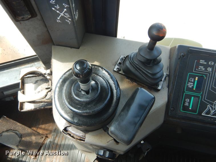 image for item IQ9508 Case 621B XT  wheel loader