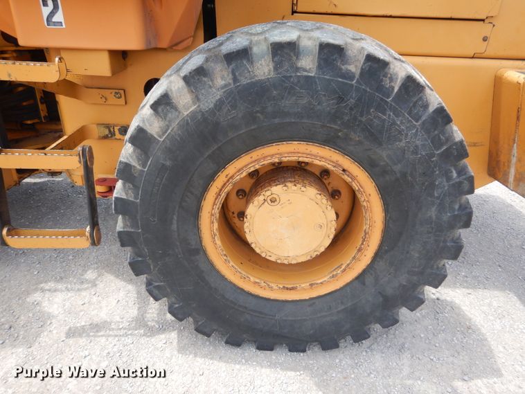 image for item IQ9508 Case 621B XT  wheel loader