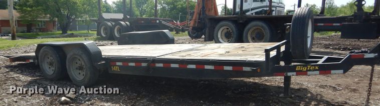image for item IQ9511 2015 Big Tex 14TL-22BK  tilt deck equipment trailer