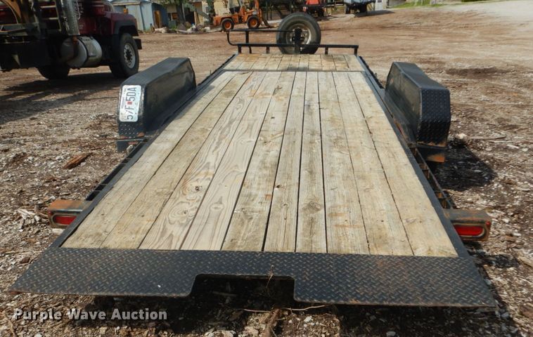 image for item IQ9511 2015 Big Tex 14TL-22BK  tilt deck equipment trailer