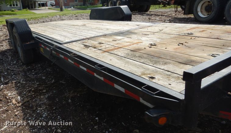 image for item IQ9511 2015 Big Tex 14TL-22BK  tilt deck equipment trailer