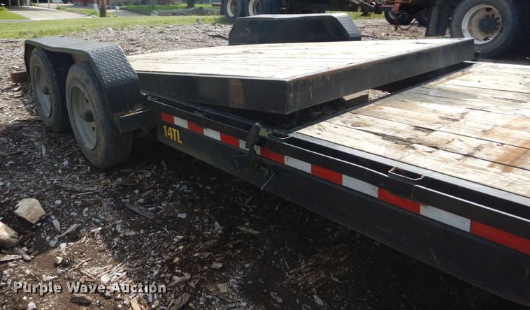 image for item IQ9511 2015 Big Tex 14TL-22BK  tilt deck equipment trailer