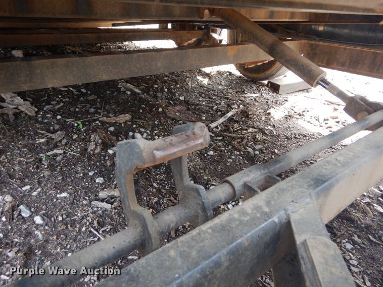 image for item IQ9511 2015 Big Tex 14TL-22BK  tilt deck equipment trailer