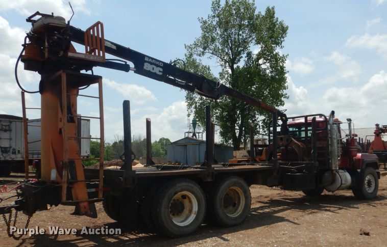 image for item IQ9512 1997 Mack RD688S  log loader truck