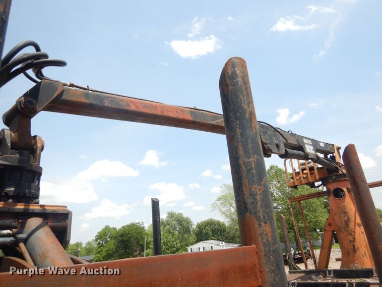 image for item IQ9512 1997 Mack RD688S  log loader truck