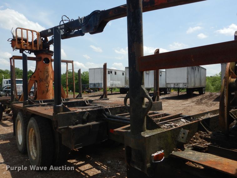 image for item IQ9512 1997 Mack RD688S  log loader truck