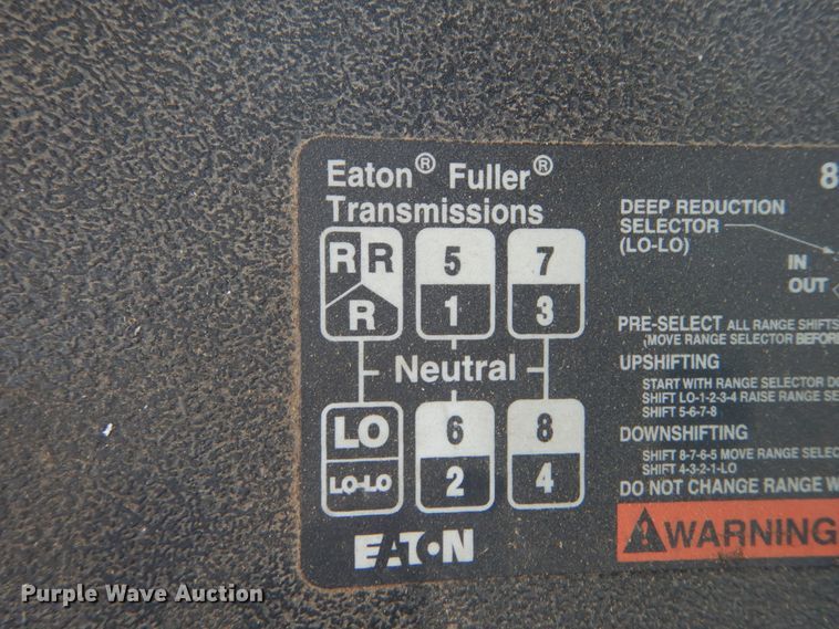 image for item IQ9512 1997 Mack RD688S  log loader truck