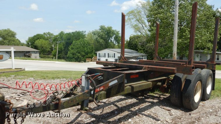 image for item IQ9513 1998 log trailer