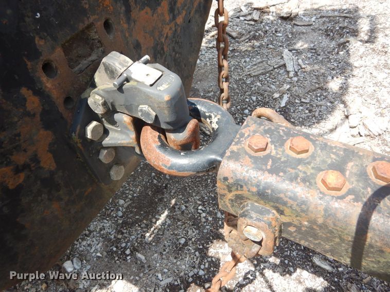 image for item IQ9513 1998 log trailer