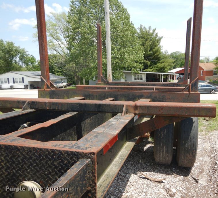 image for item IQ9513 1998 log trailer