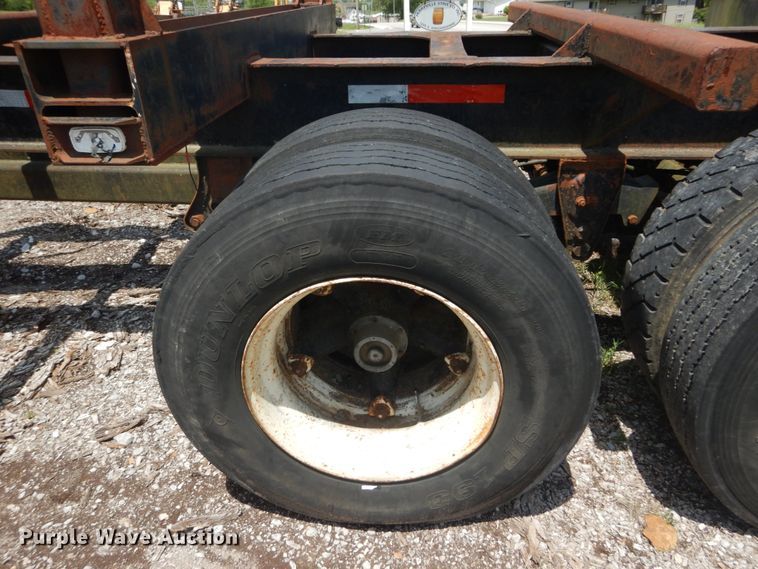 image for item IQ9513 1998 log trailer