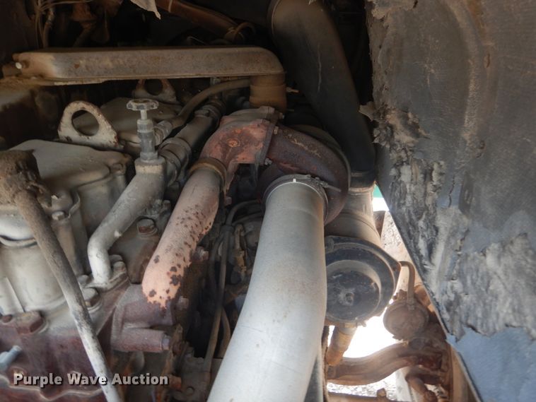 image for item IQ9514 1982 International CO-9670 XL Series  semi truck