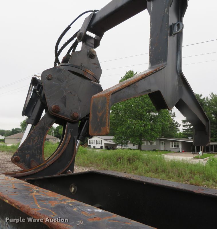 image for item IQ9516 2016 Serco 170A  log loader