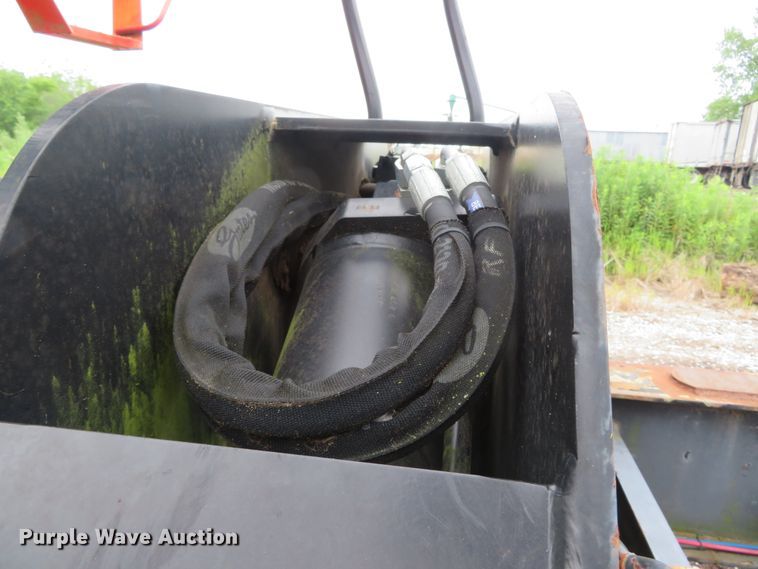 image for item IQ9516 2016 Serco 170A  log loader