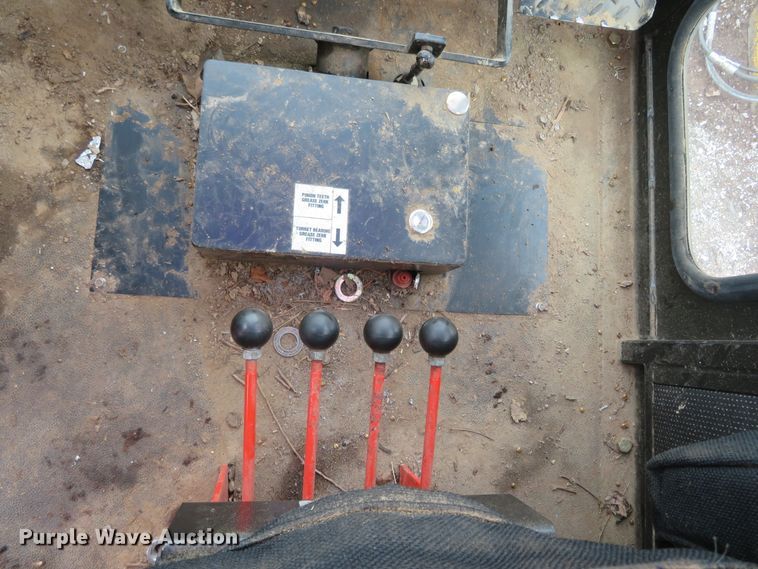 image for item IQ9516 2016 Serco 170A  log loader