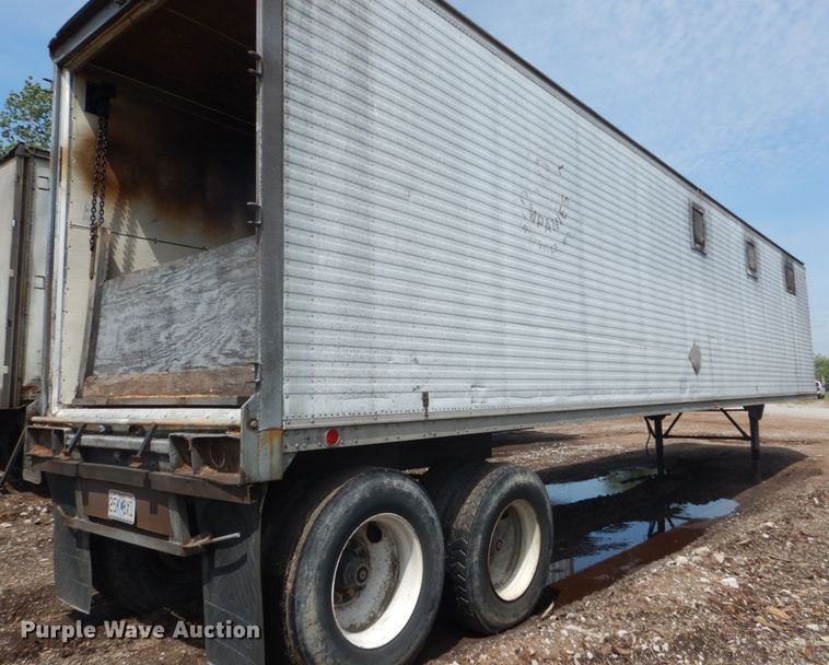 image for item IQ9518 1980 Dorsey  dry van trailer