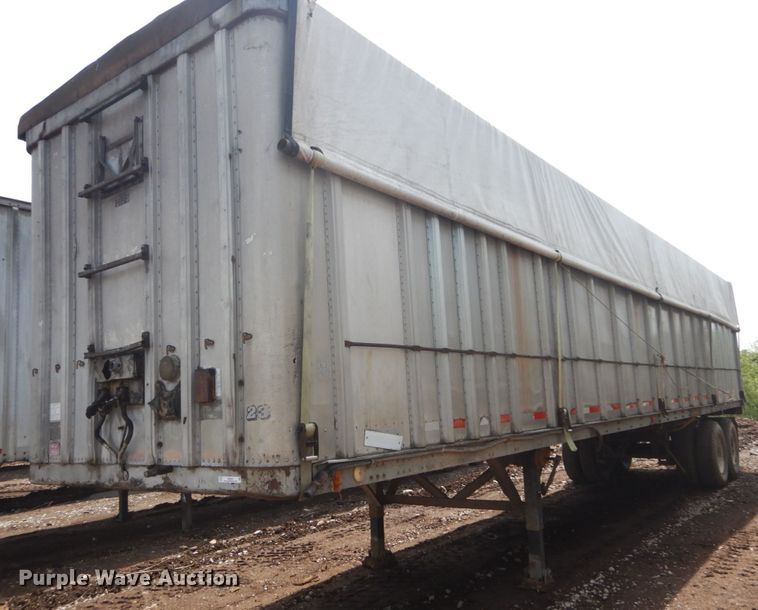 image for item IQ9520 1975 Fruehauf JG3-F2-40  walking floor trailer