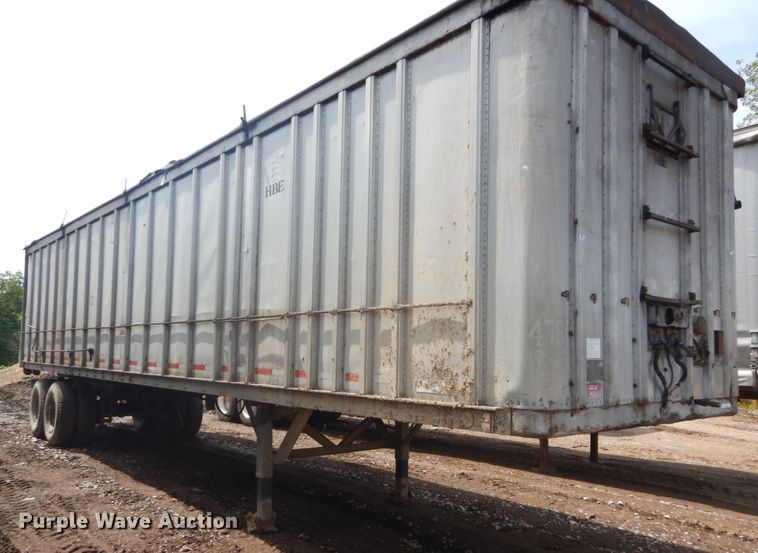 image for item IQ9520 1975 Fruehauf JG3-F2-40  walking floor trailer