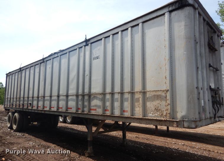 image for item IQ9520 1975 Fruehauf JG3-F2-40  walking floor trailer