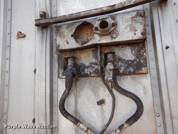 image for item IQ9520 1975 Fruehauf JG3-F2-40  walking floor trailer