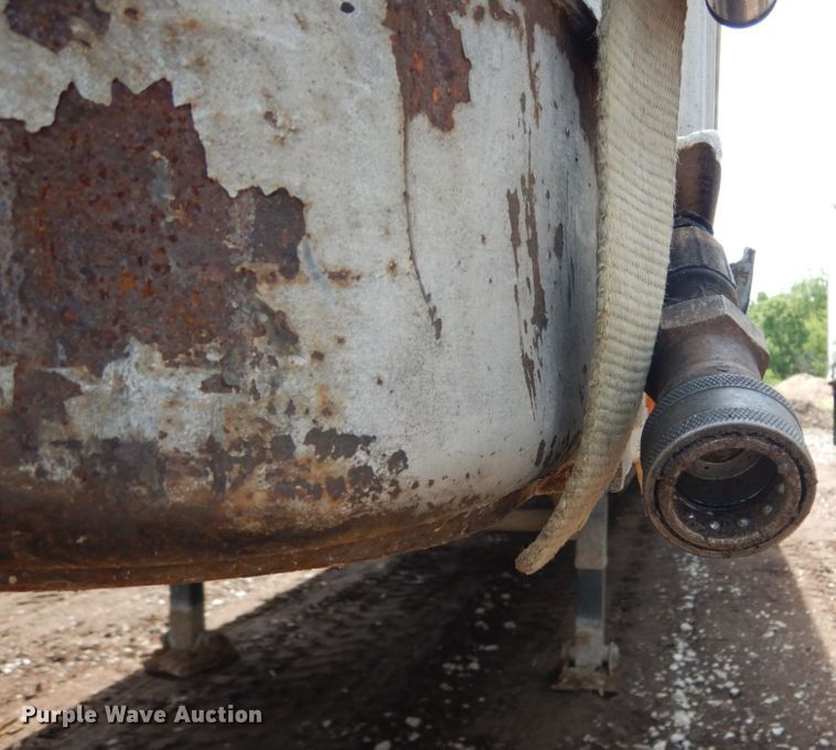 image for item IQ9520 1975 Fruehauf JG3-F2-40  walking floor trailer