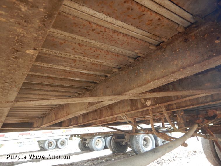 image for item IQ9520 1975 Fruehauf JG3-F2-40  walking floor trailer