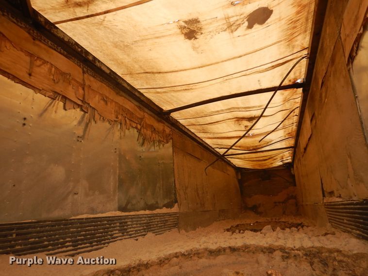 image for item IQ9520 1975 Fruehauf JG3-F2-40  walking floor trailer