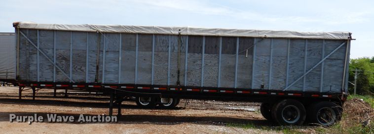 image for item IQ9522 1965 Dorsey DGT-I-204  flatbed trailer