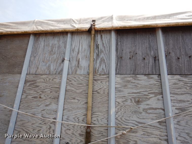 image for item IQ9522 1965 Dorsey DGT-I-204  flatbed trailer