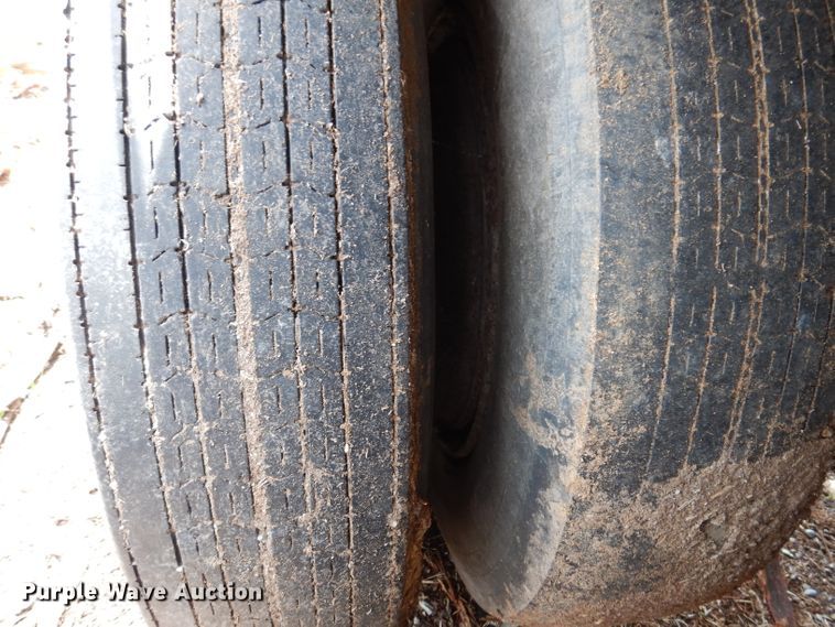 image for item IQ9522 1965 Dorsey DGT-I-204  flatbed trailer