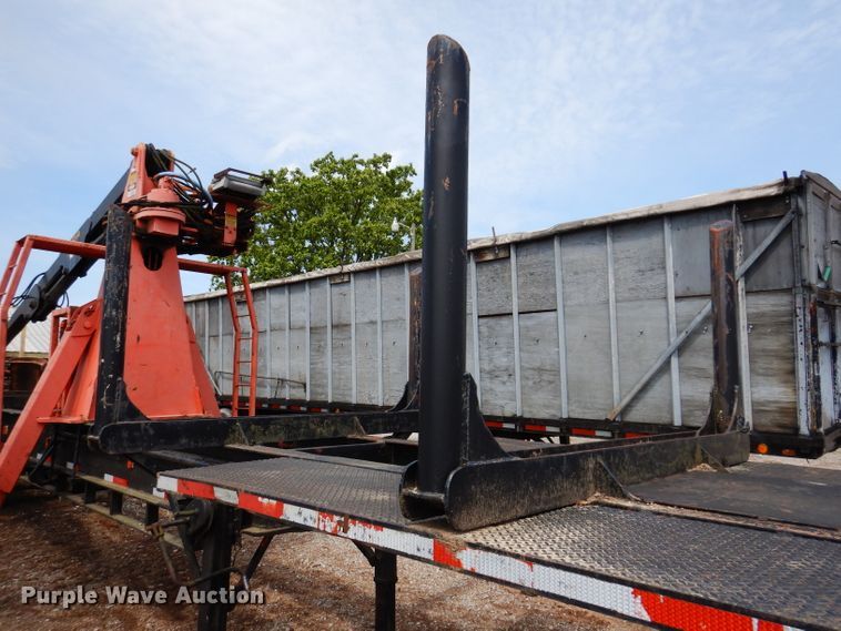 image for item IQ9524 1978 Daco log trailer