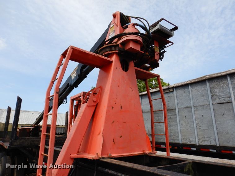 image for item IQ9524 1978 Daco log trailer