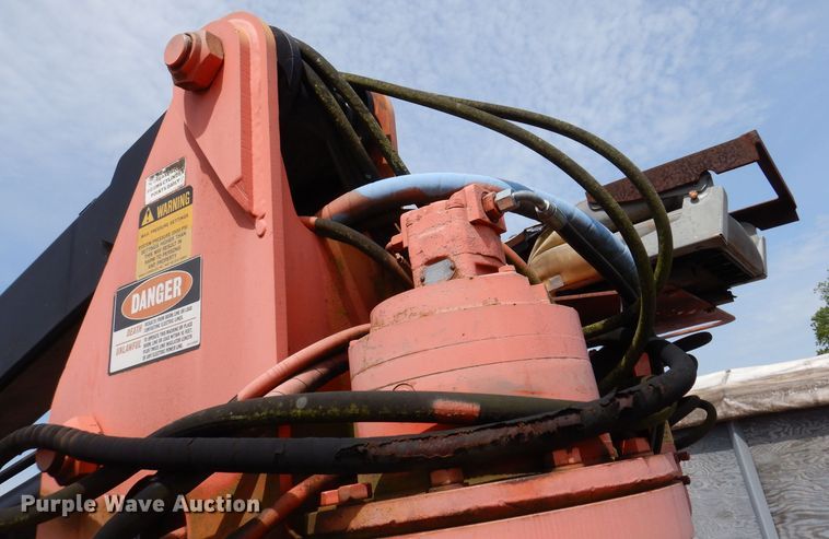 image for item IQ9524 1978 Daco log trailer