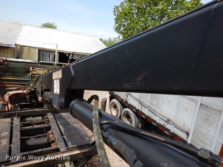 image for item IQ9524 1978 Daco log trailer