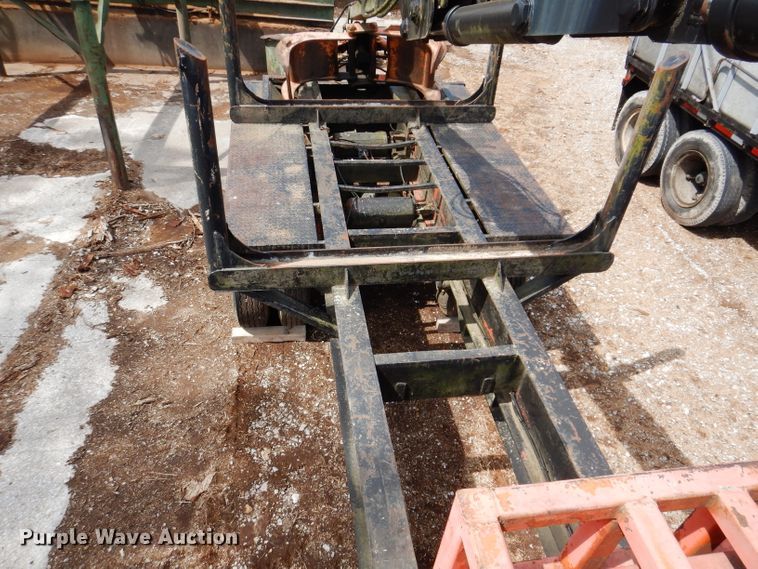 image for item IQ9524 1978 Daco log trailer