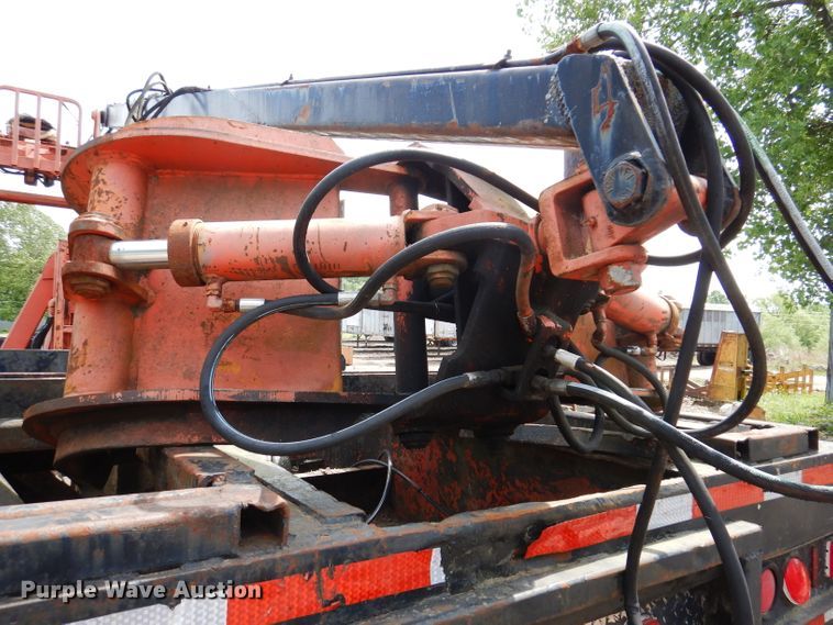 image for item IQ9524 1978 Daco log trailer