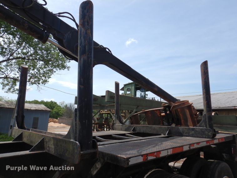 image for item IQ9524 1978 Daco log trailer