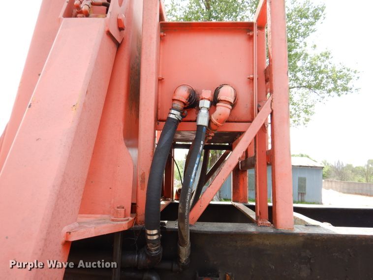 image for item IQ9524 1978 Daco log trailer