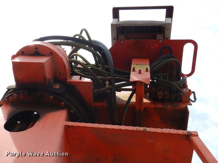 image for item IQ9524 1978 Daco log trailer