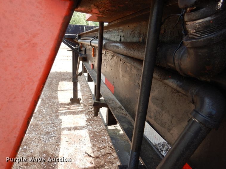 image for item IQ9524 1978 Daco log trailer