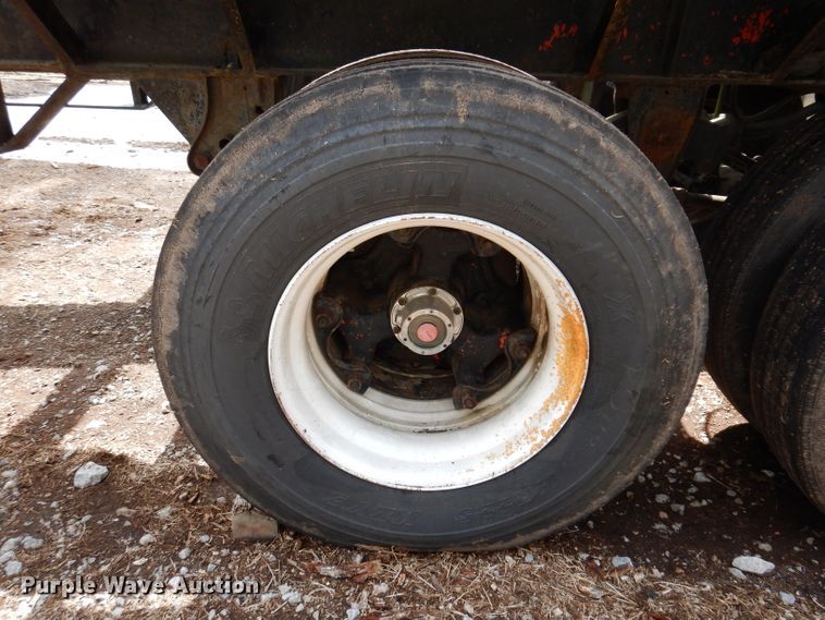 image for item IQ9524 1978 Daco log trailer