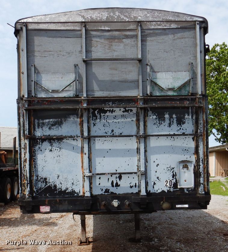 image for item IQ9525 1975 Delta  flatbed trailer