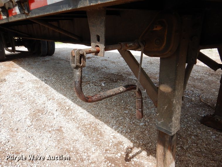 image for item IQ9525 1975 Delta  flatbed trailer