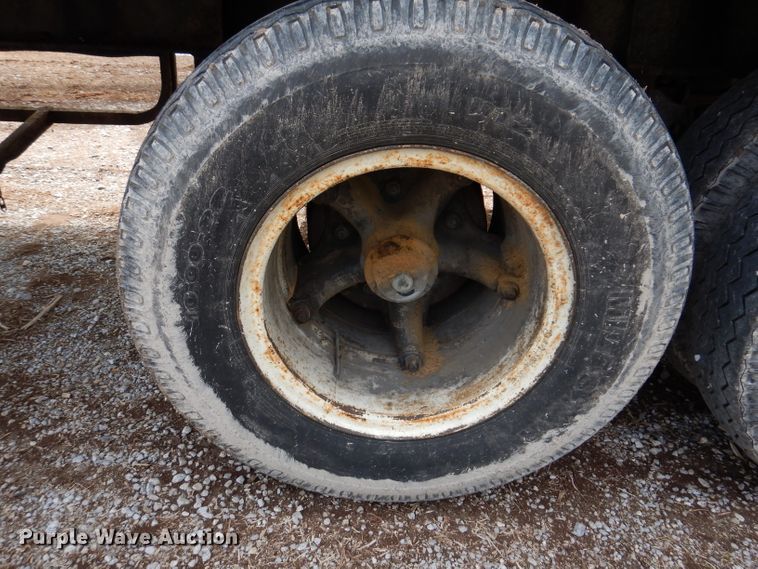 image for item IQ9525 1975 Delta  flatbed trailer