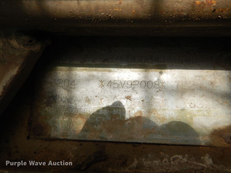 image for item IQ9526 1990 Caterpillar D4H Series II  dozer