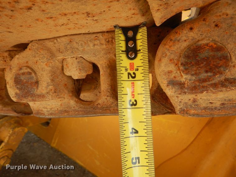 image for item IQ9526 1990 Caterpillar D4H Series II  dozer