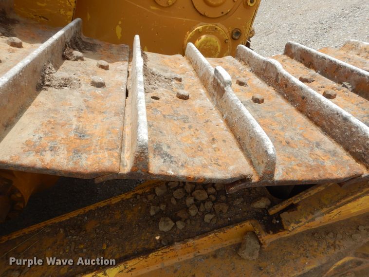 image for item IQ9526 1990 Caterpillar D4H Series II  dozer