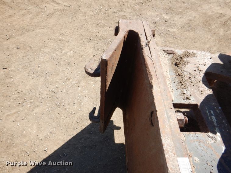 image for item IQ9554 Excavator compaction wheel