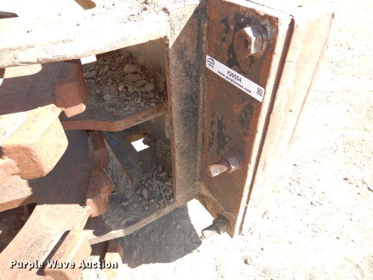 image for item IQ9554 Excavator compaction wheel