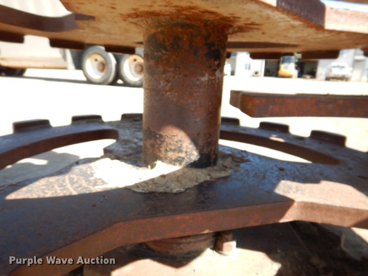 image for item IQ9554 Excavator compaction wheel